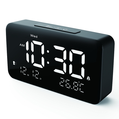 Newest voice control 2000mAh rechargeable battery RTC snooze alarms clock with digital time display